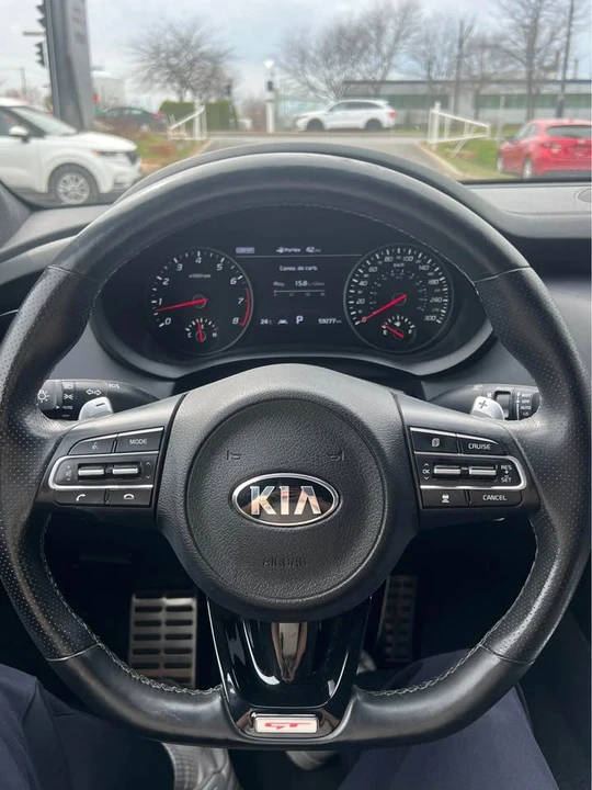 2018 Kia Stinger GT - Image 9 of 11