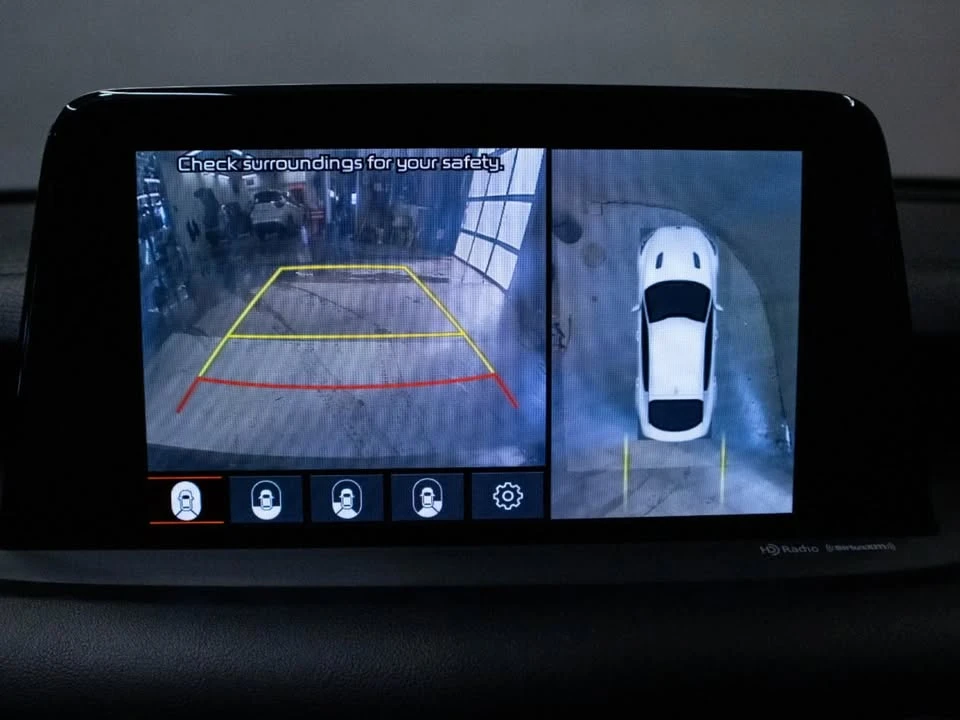 2018 Kia Stinger GT - Image 15 of 18