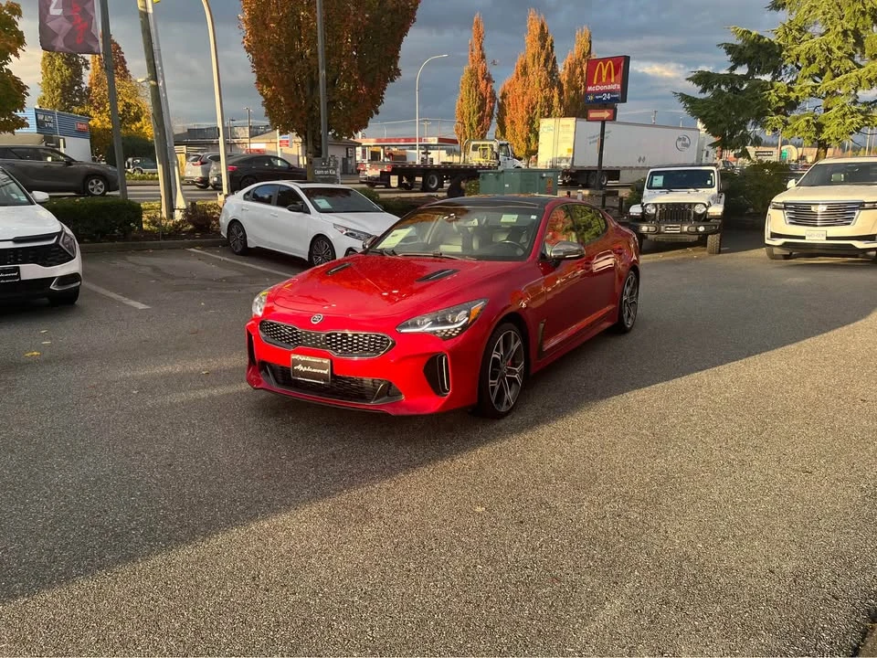 2018 Kia Stinger GT - Image 2 of 10