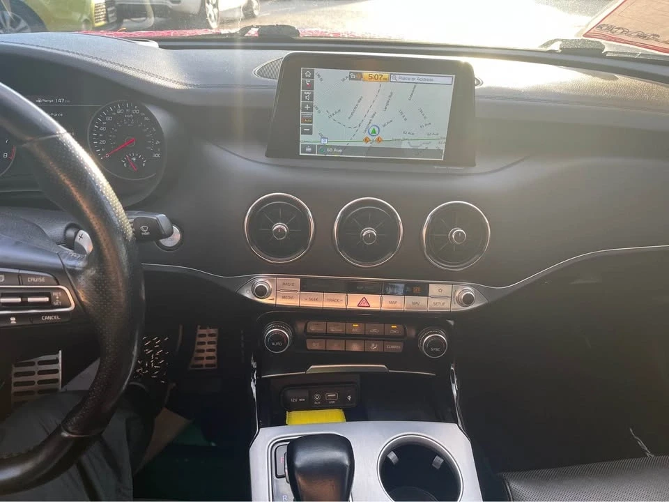 2018 Kia Stinger GT - Image 10 of 12