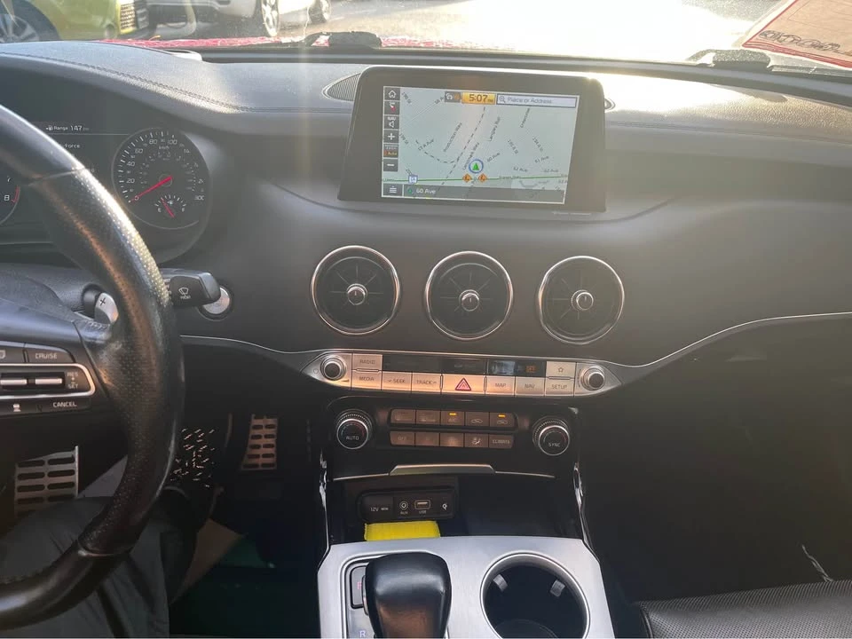 2018 Kia Stinger GT - Image 8 of 10