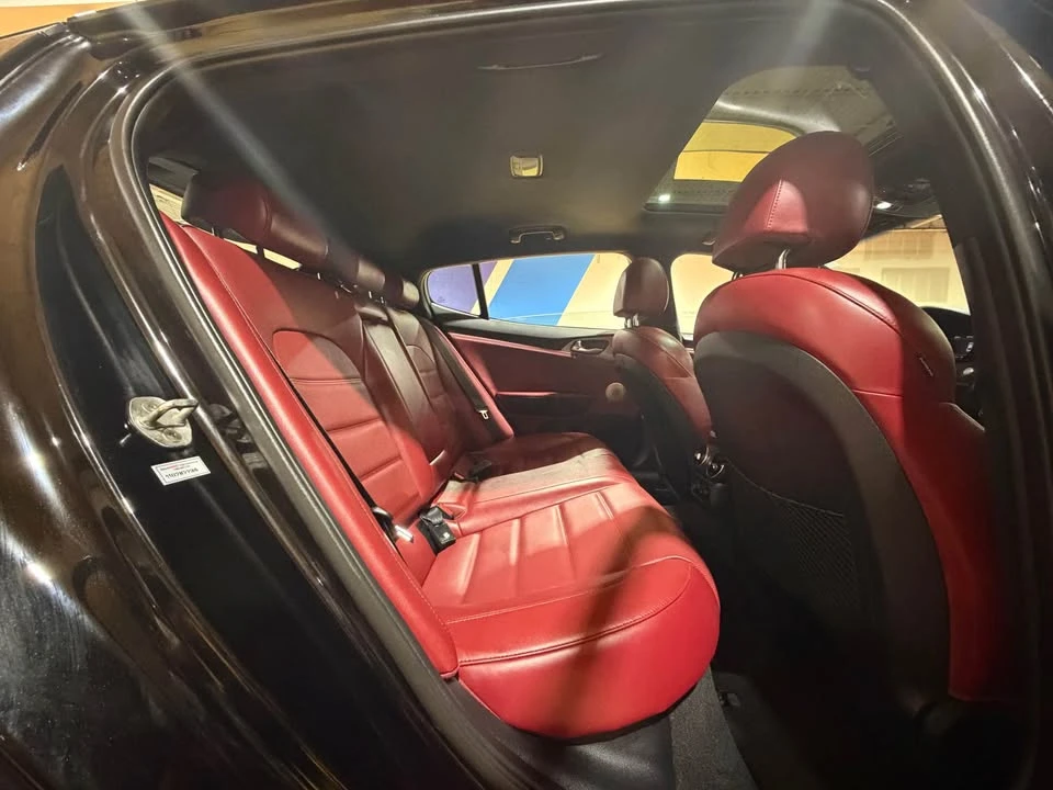 2018 Kia Stinger GT - Image 11 of 12