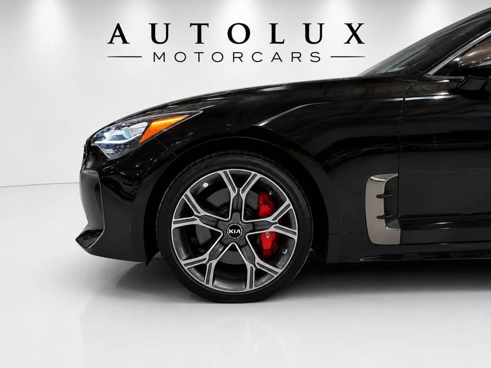 2018 Kia Stinger GT - Image 8 of 12