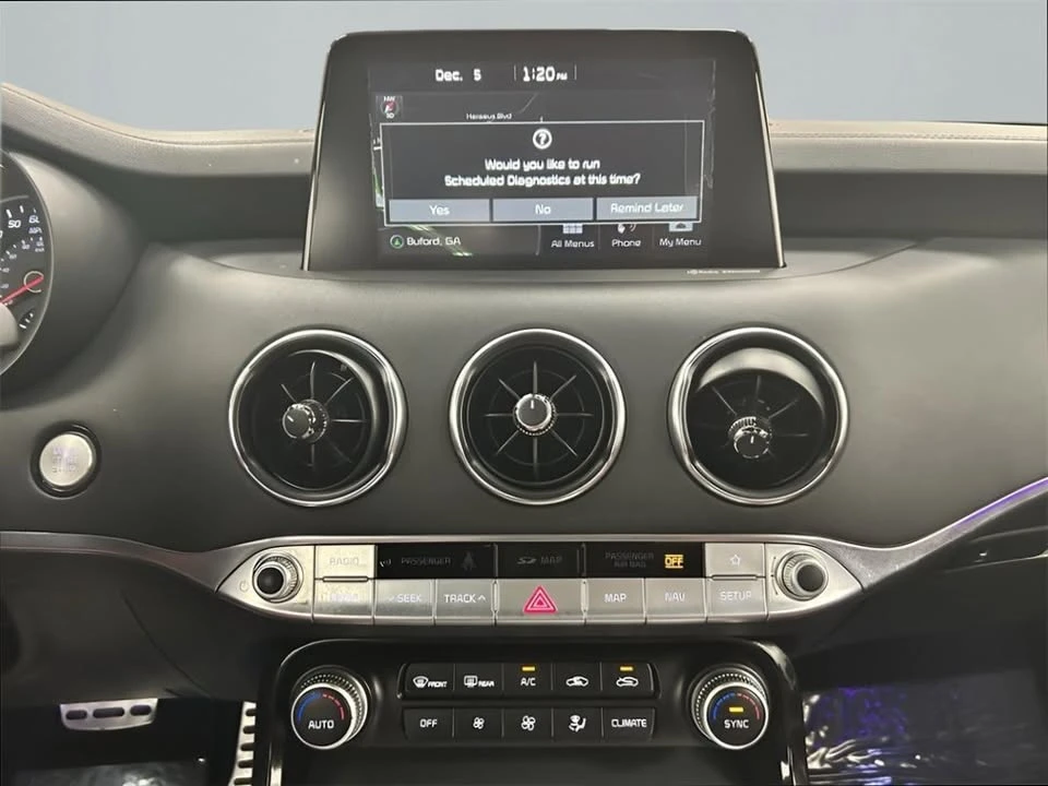 2018 Kia Stinger GT - Image 18 of 20