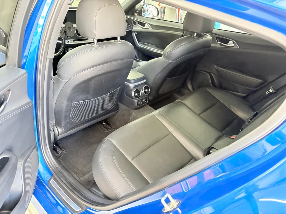 2018 Kia Stinger GT - Image 5 of 8