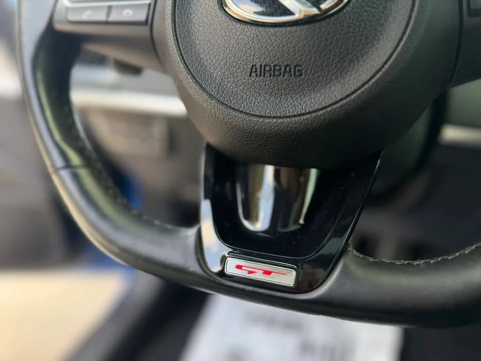 2018 Kia Stinger GT - Image 15 of 20