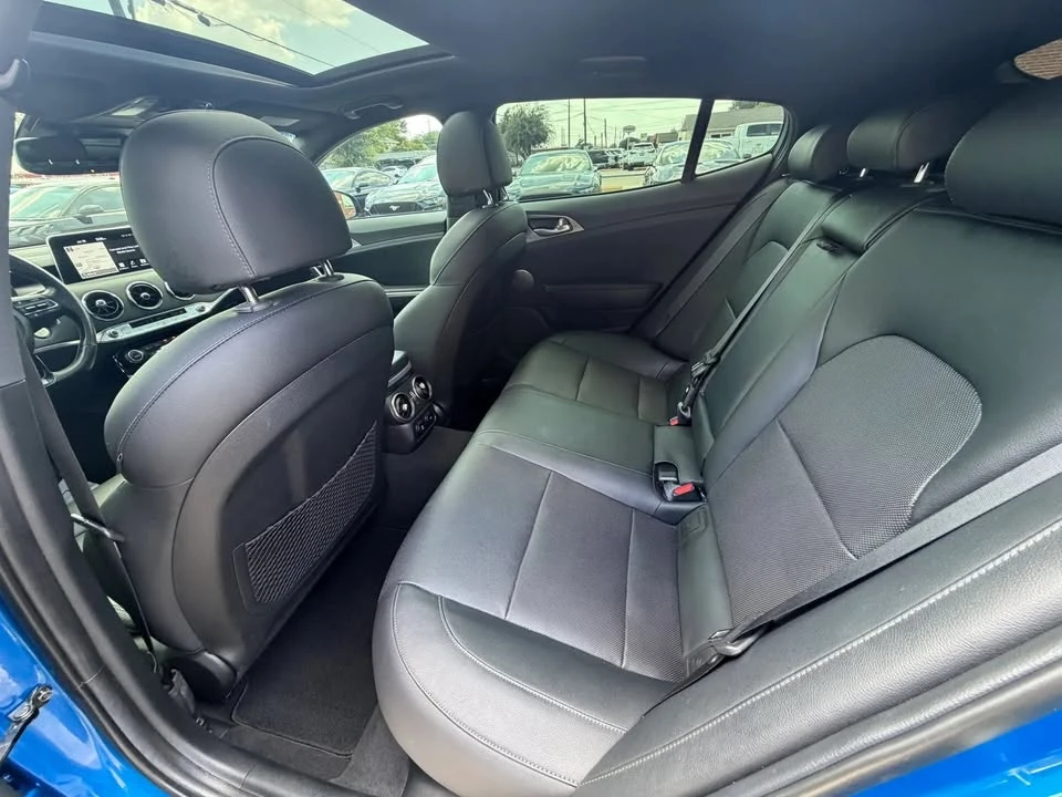 2018 Kia Stinger GT - Image 17 of 20