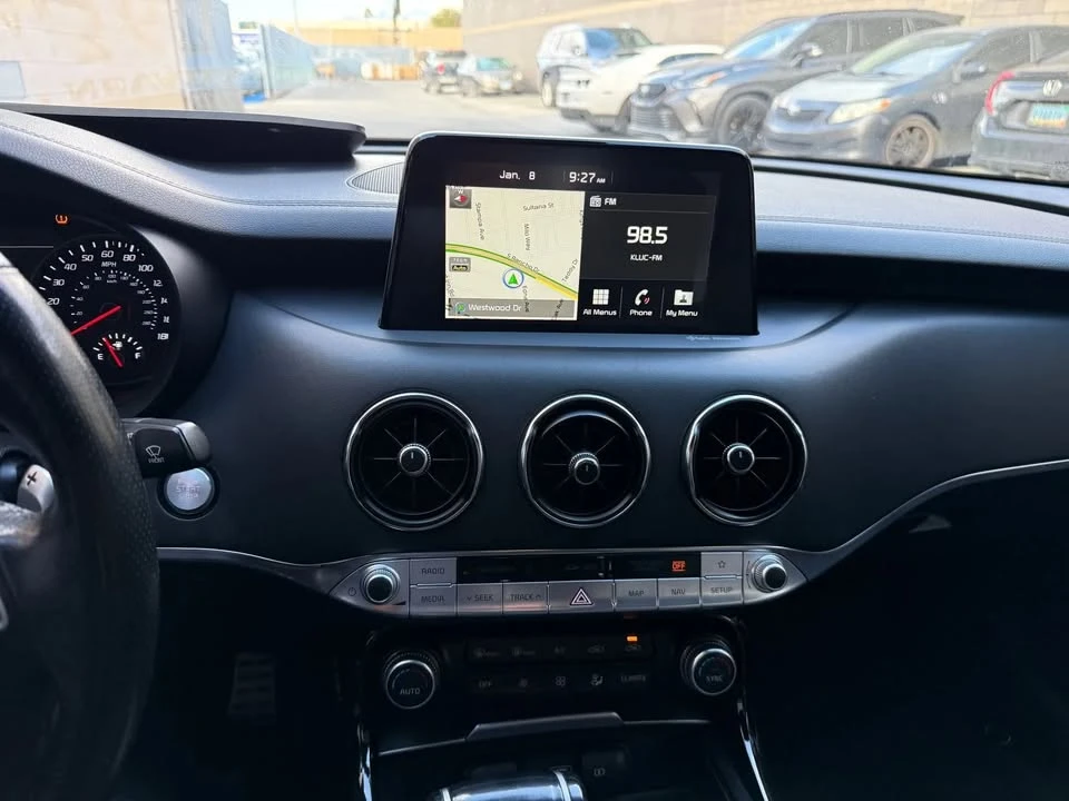 2018 Kia Stinger GT - Image 15 of 17