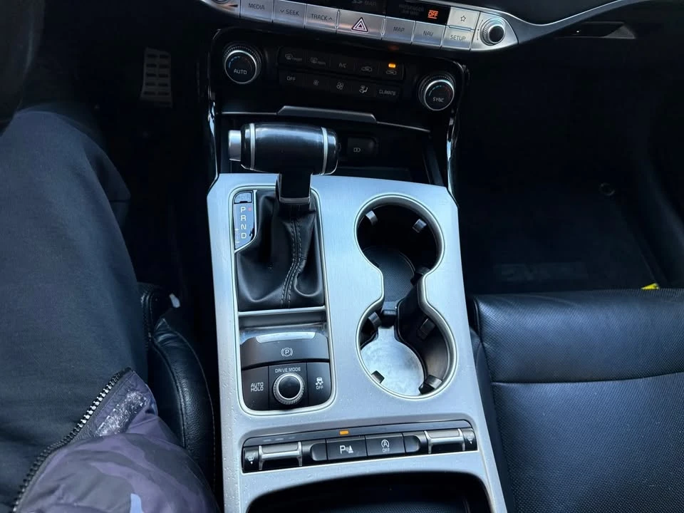 2018 Kia Stinger GT - Image 6 of 17