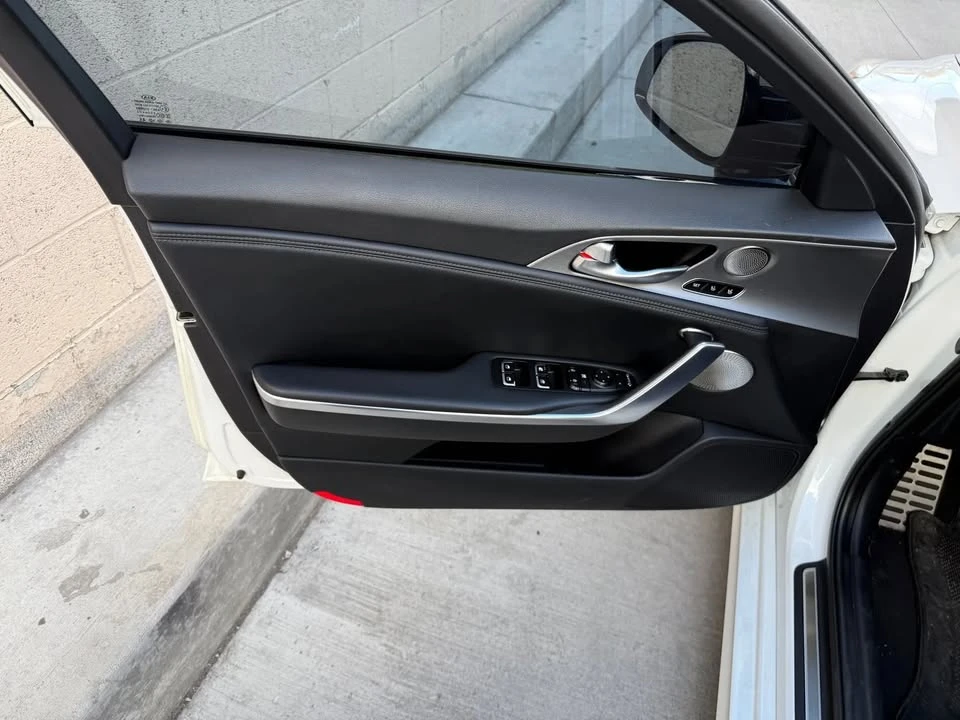 2018 Kia Stinger GT - Image 5 of 17