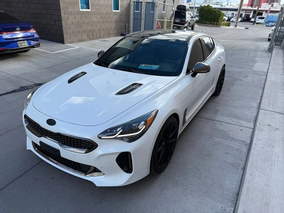 2018 Kia Stinger GT - Image 12 of 17