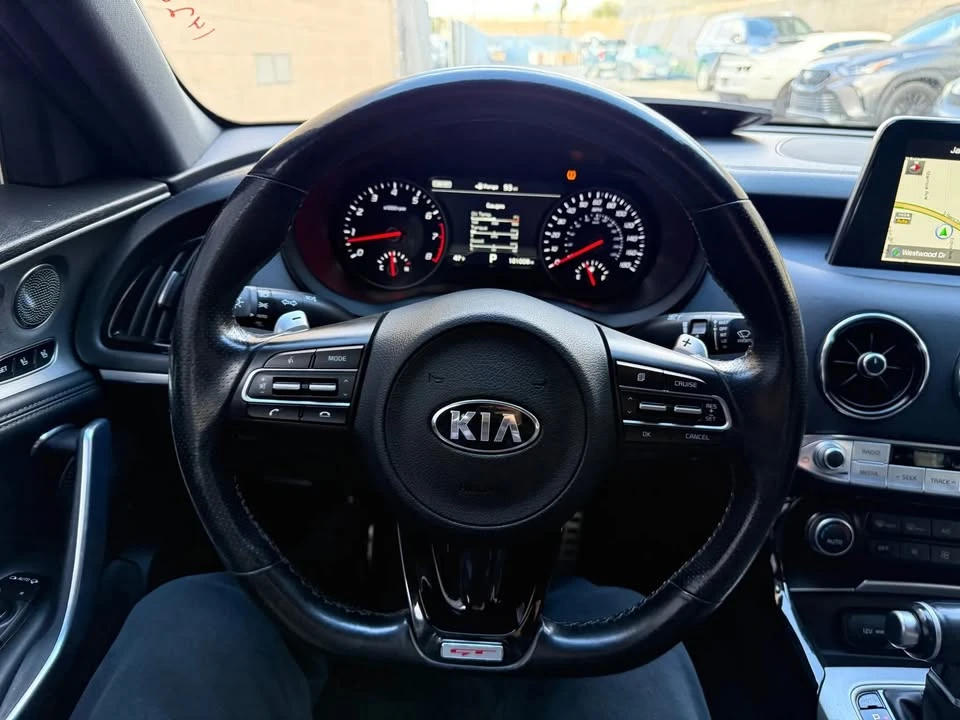 2018 Kia Stinger GT - Image 16 of 17