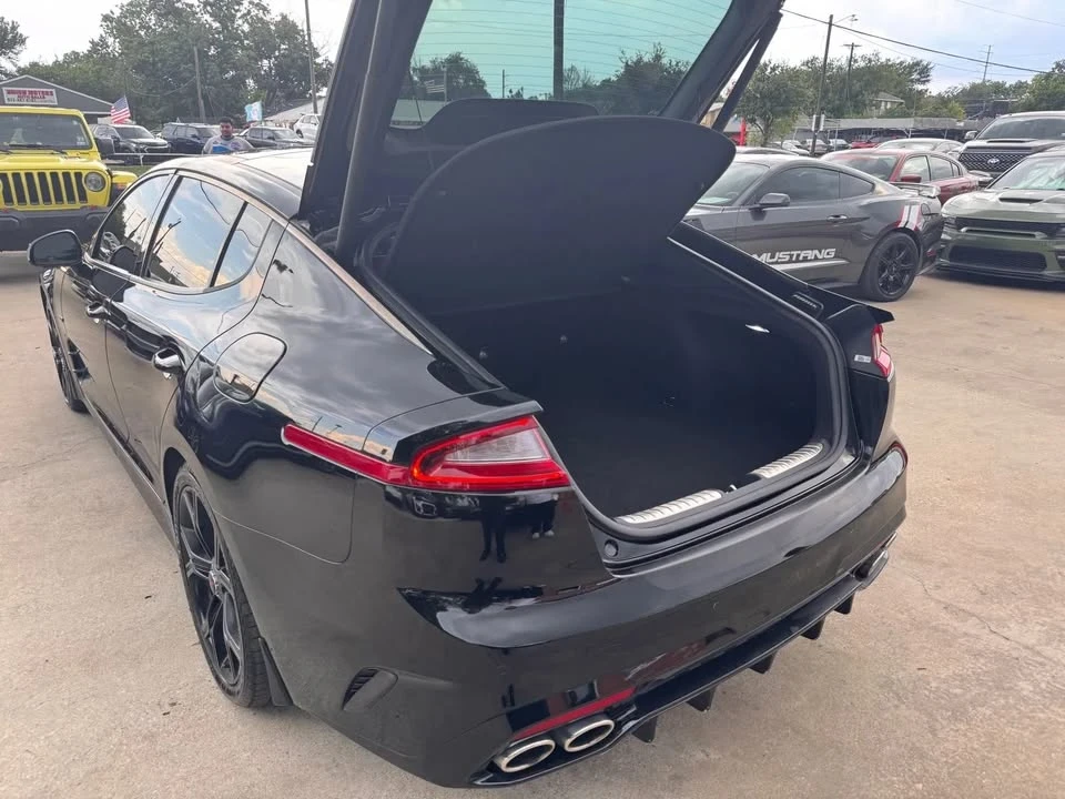 2018 Kia Stinger GT - Image 16 of 19