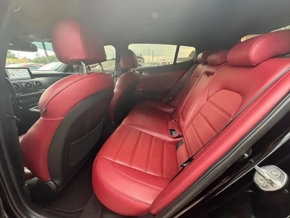2018 Kia Stinger GT - Image 13 of 19