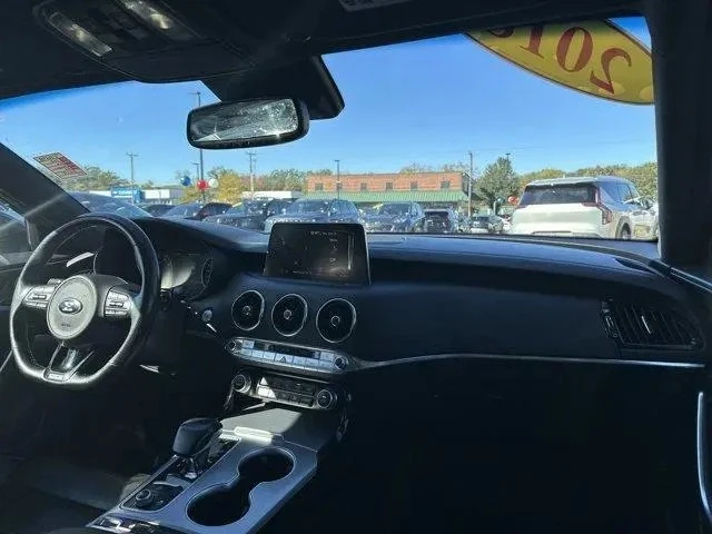 2018 Kia Stinger GT - Image 14 of 19