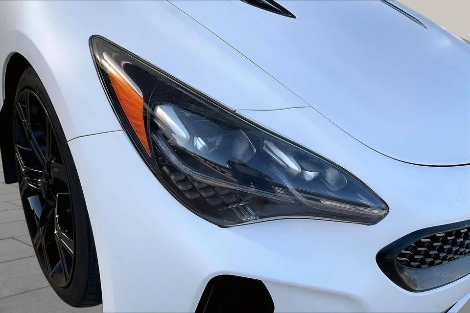 2018 Kia Stinger GT - Image 9 of 13
