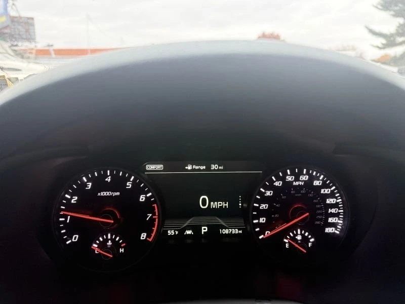 2018 Kia Stinger GT - Image 9 of 13