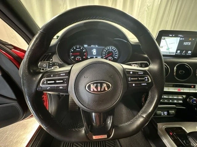 2018 Kia Stinger GT - Image 10 of 20