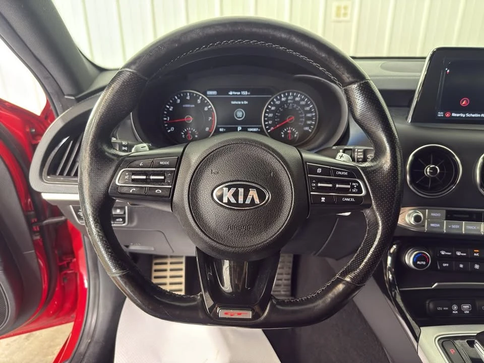 2018 Kia Stinger GT - Image 19 of 20