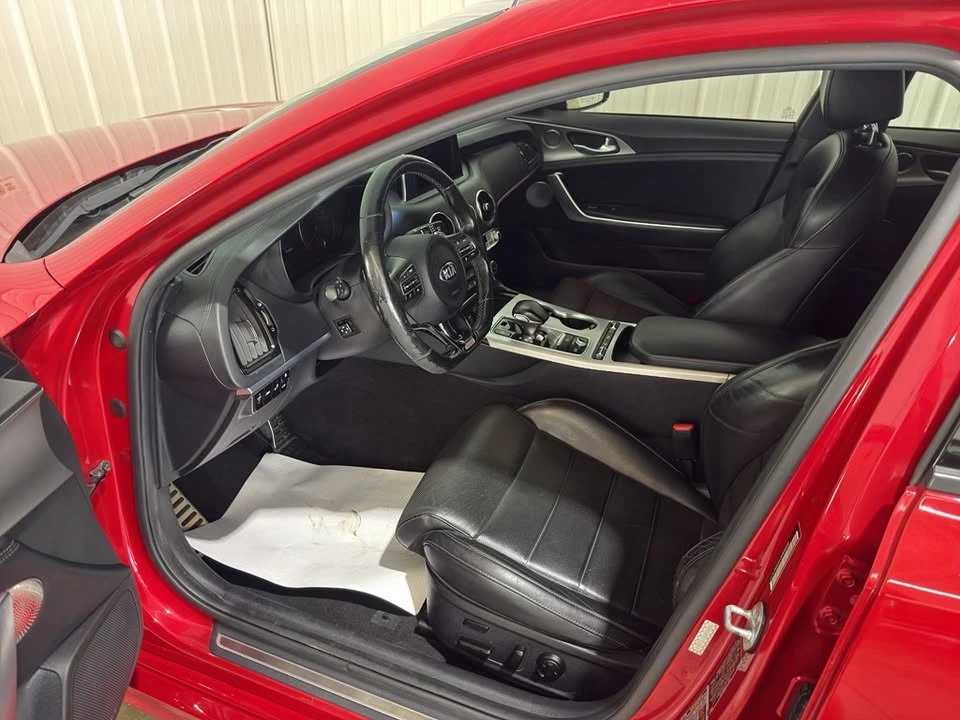 2018 Kia Stinger GT - Image 8 of 20