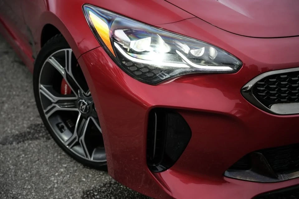 2018 Kia Stinger GT - Image 13 of 20