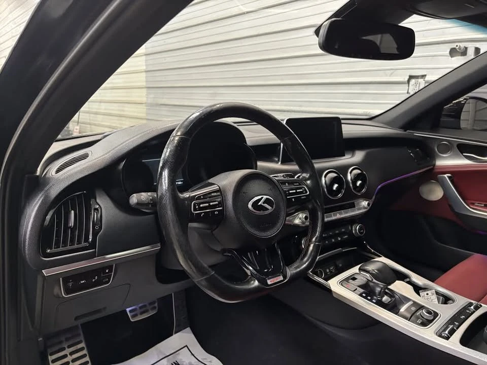 2018 Kia Stinger GT - Image 12 of 19