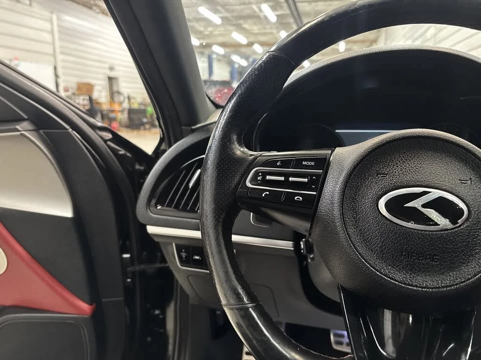 2018 Kia Stinger GT - Image 10 of 19