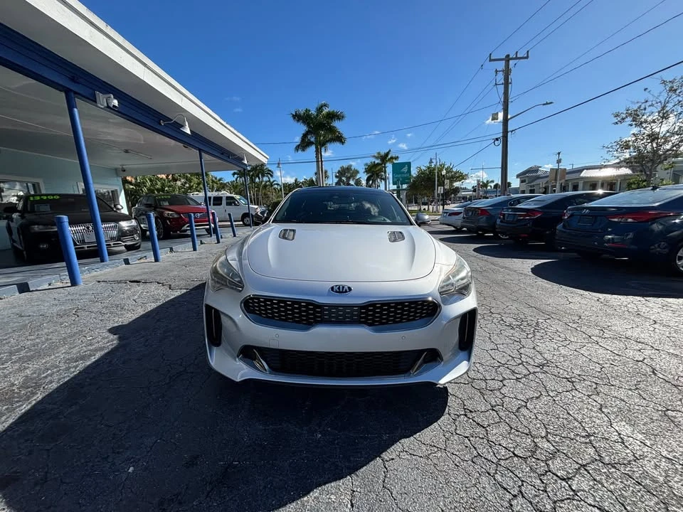 2018 Kia Stinger GT - Image 8 of 20