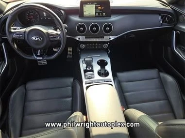 2018 Kia Stinger GT - Image 8 of 12