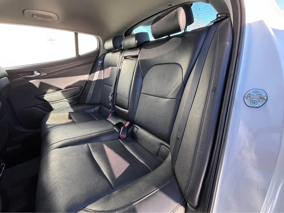 2018 Kia Stinger - Image 9 of 10