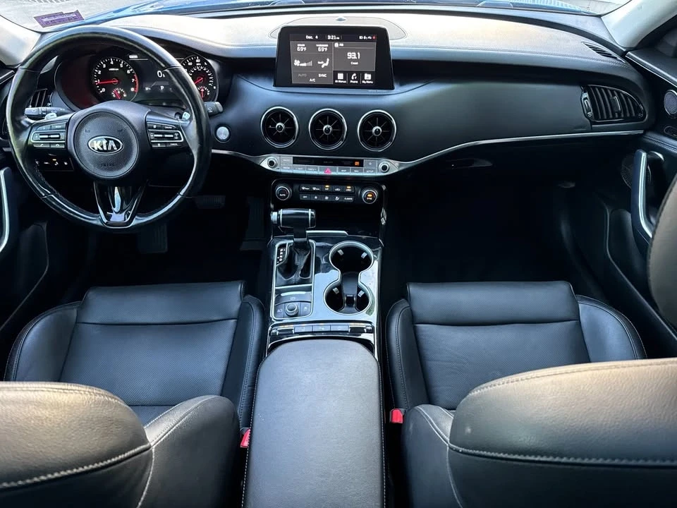 2018 Kia Stinger - Image 8 of 20