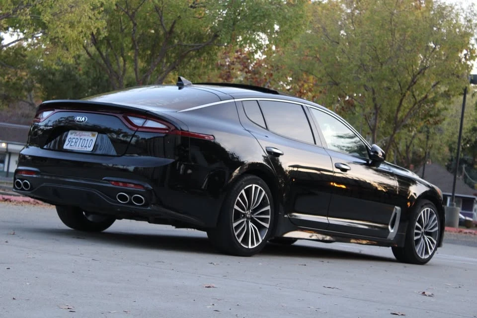 2018 Kia Stinger - Image 4 of 19