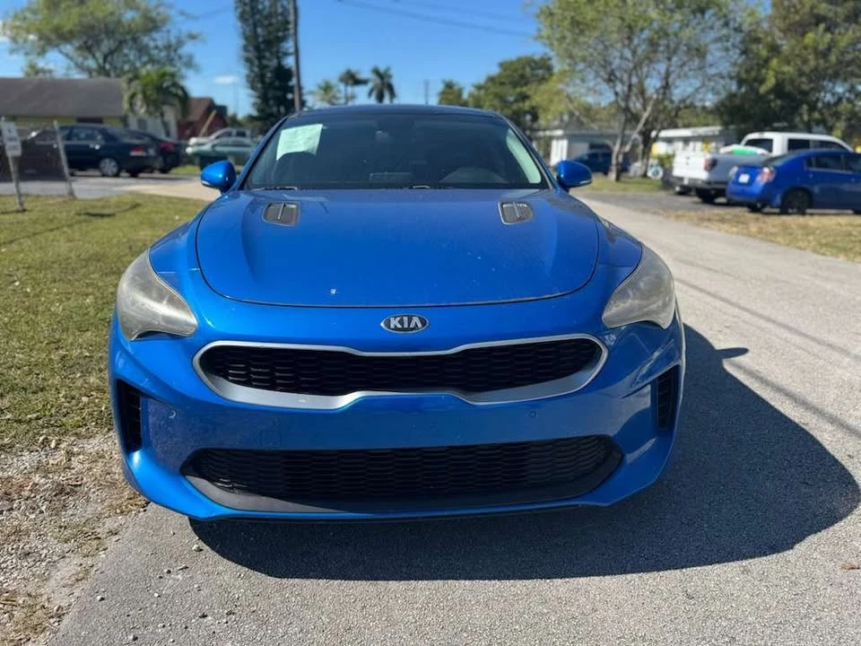 2018 Kia Stinger - Image 2 of 12