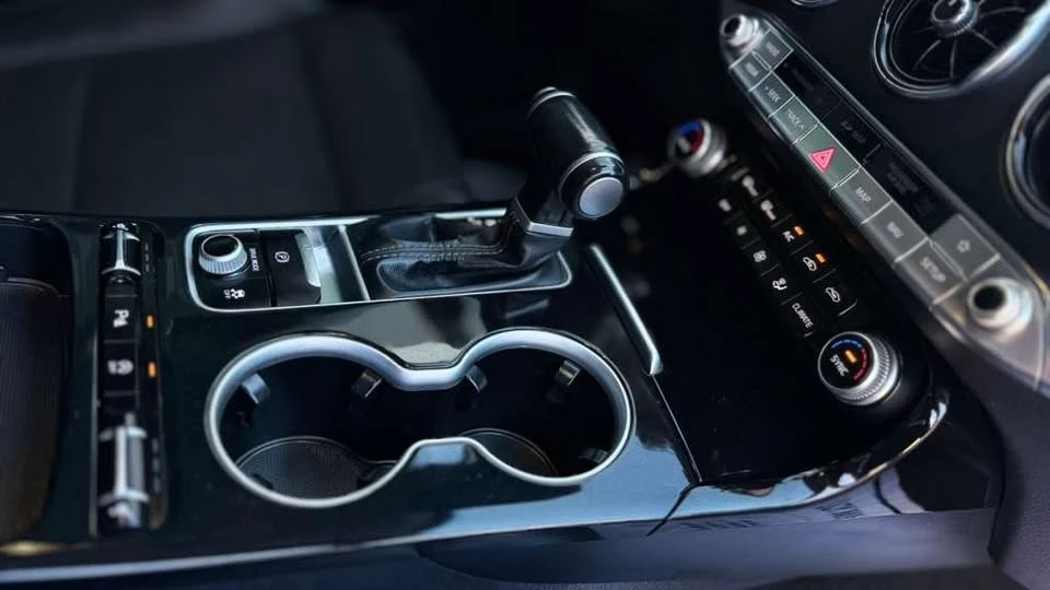 2018 Kia Stinger - Image 15 of 16