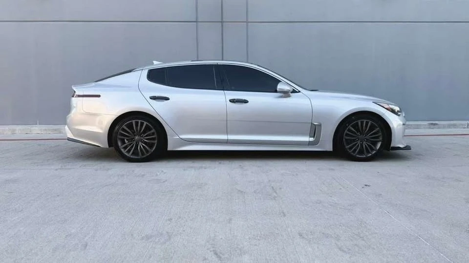 2018 Kia Stinger - Image 3 of 18