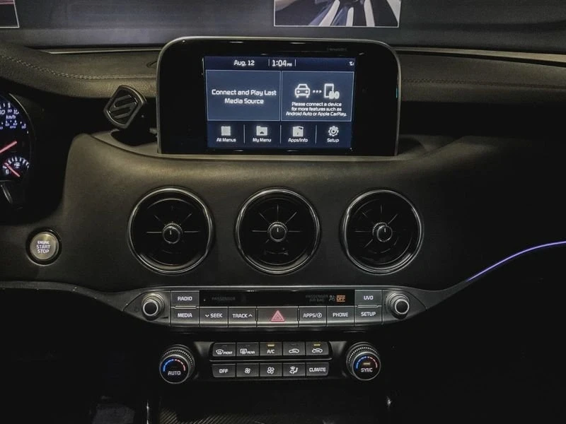 2018 Kia Stinger - Image 16 of 20
