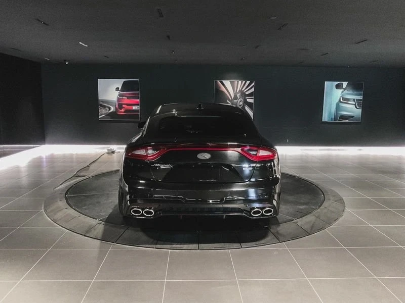 2018 Kia Stinger - Image 7 of 20
