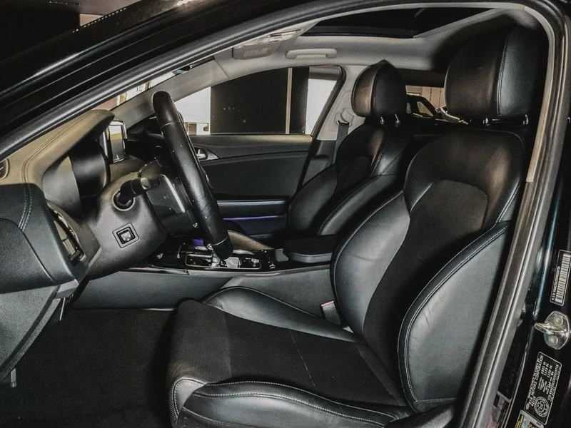 2018 Kia Stinger - Image 10 of 20