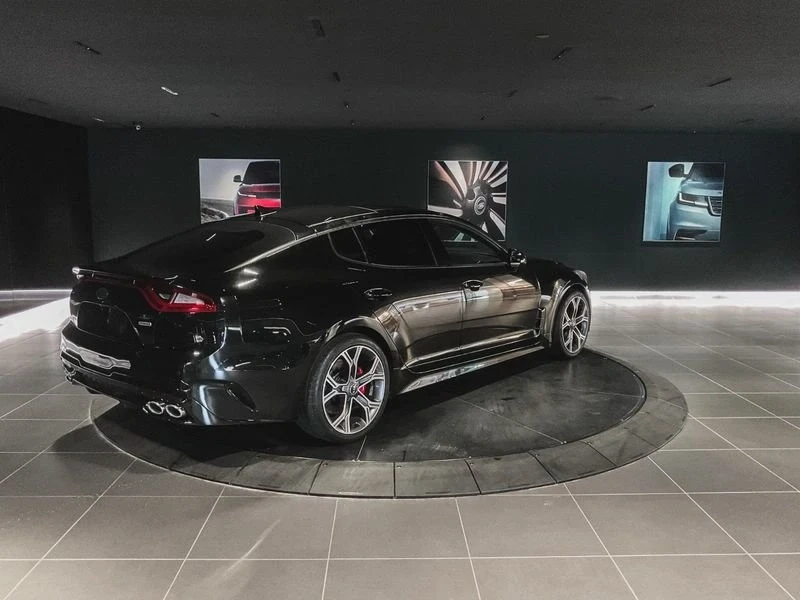 2018 Kia Stinger - Image 8 of 20
