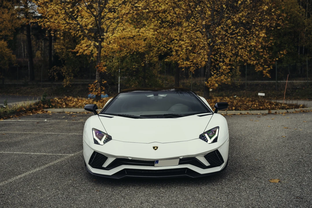 2018 Lamborghini Aventador S LP740-4 - Image 3 of 31
