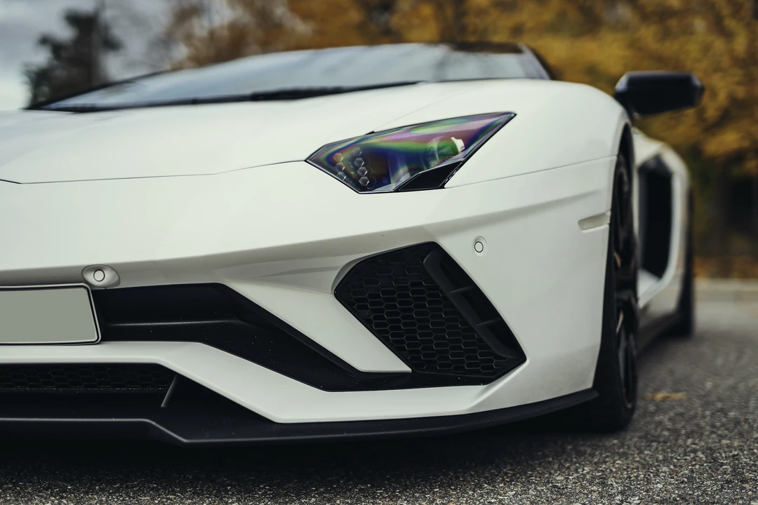 2018 Lamborghini Aventador S LP740-4 - Image 12 of 31