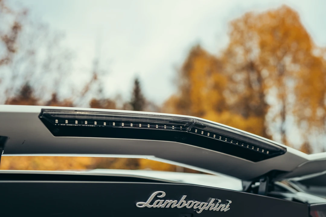 2018 Lamborghini Aventador S LP740-4 - Image 18 of 31
