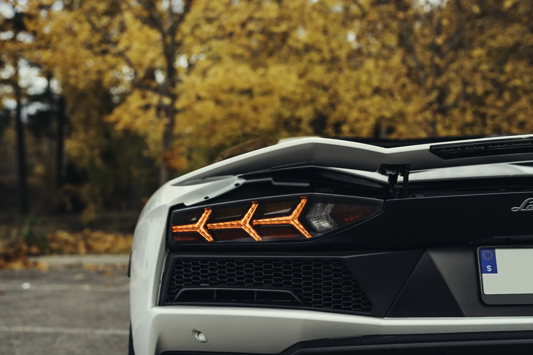 2018 Lamborghini Aventador S LP740-4 - Image 23 of 31