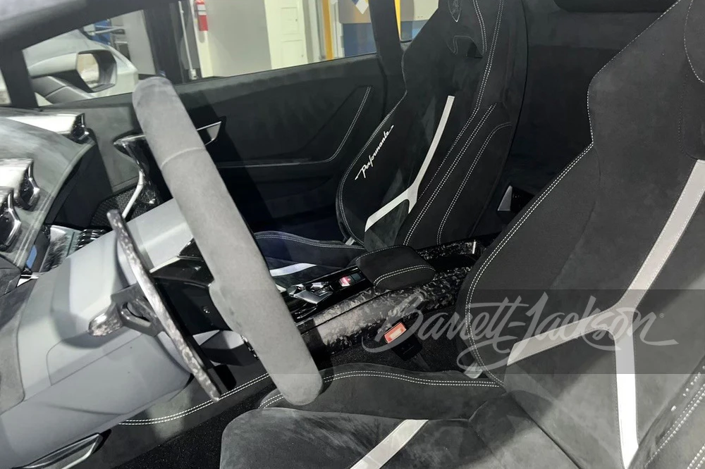 2018 Lamborghini Huracan LP640-4 Performante - Image 5 of 18
