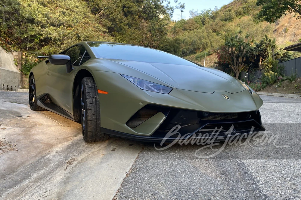 2018 Lamborghini Huracan LP640-4 Performante - Image 11 of 18