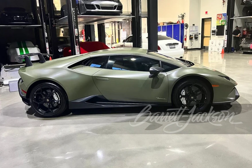 2018 Lamborghini Huracan LP640-4 Performante - Image 18 of 18