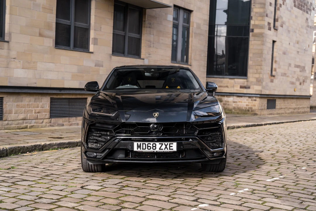 2018 Lamborghini Urus - Image 10 of 31