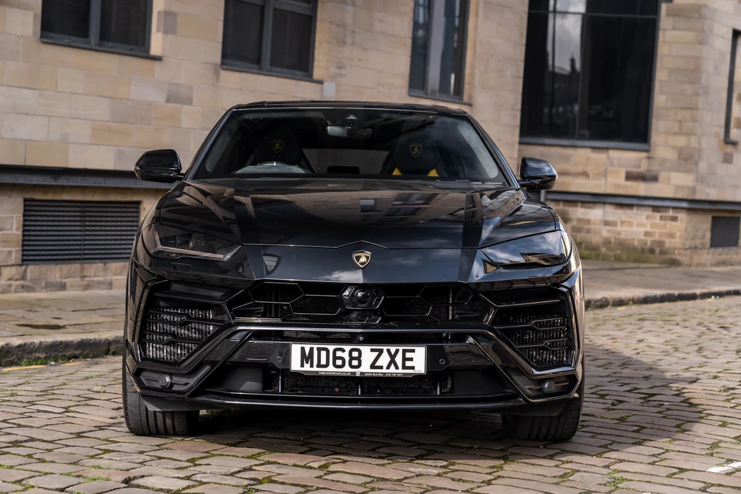 2018 Lamborghini Urus - Image 17 of 31