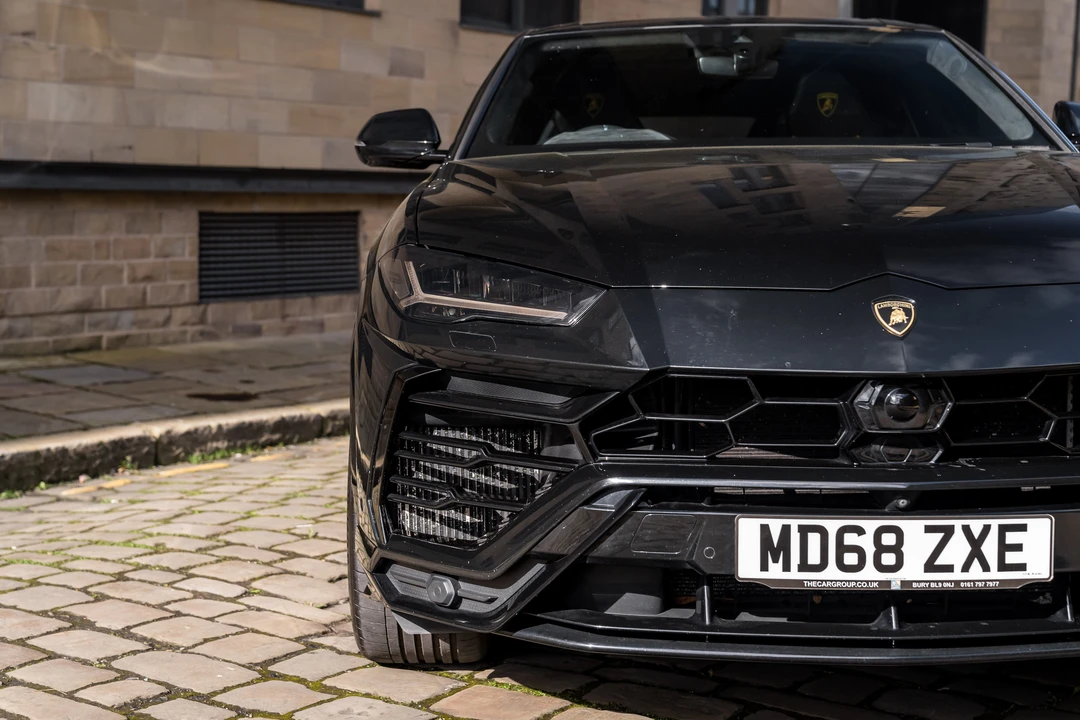 2018 Lamborghini Urus - Image 18 of 31