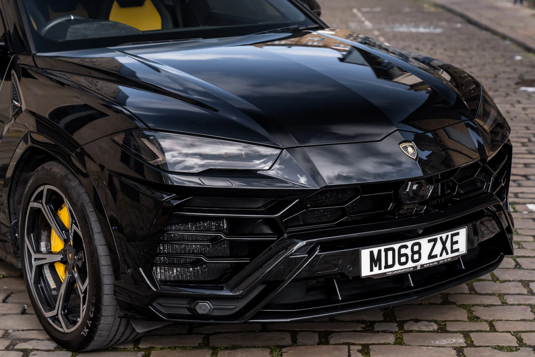 2018 Lamborghini Urus - Image 25 of 31